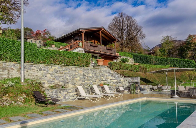 Stunning private villa with A/C, private pool, WIFI, TV, terrace, panoramic view and parking