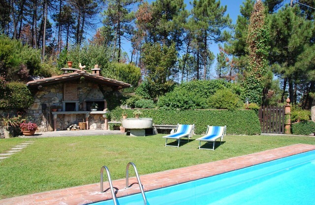 Stunning private villa with A/C, WIFI, private pool, TV, terrace and panoramic view, close to Lu.