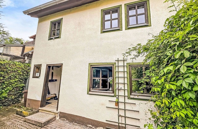 Stunning private villa for 4 guests with WIFI, TV, patio and pets allowed