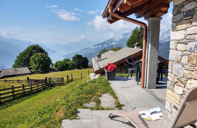 Stunning private villa for 6 people with WIFI, TV, patio and pets allowed