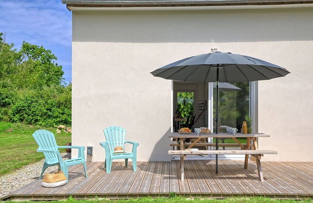 Stunning private villa for 4 people with TV, terrace and parking