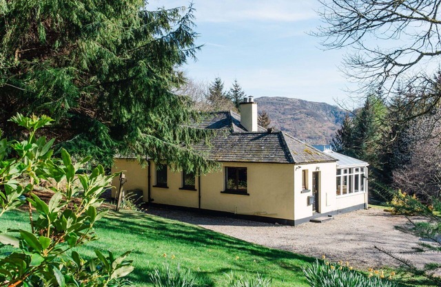 Stunning private villa for 6 guests with WIFI, TV, patio, panoramic view and parking