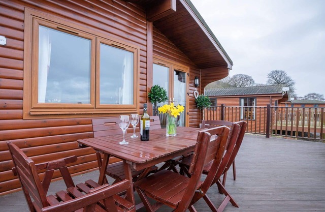 Stunning private villa for 6 people with WIFI, TV, balcony and parking