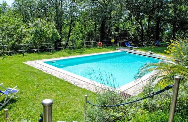 Stunning private villa for 4 people with private pool, WIFI, TV, terrace and pets allowed