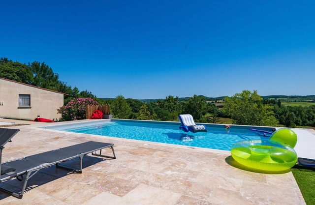 Stunning private villa with WIFI, private pool, TV, terrace, panoramic view and parking