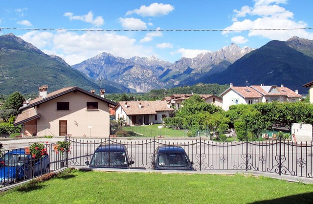 Stunning private villa for 10 people with WIFI, TV and patio