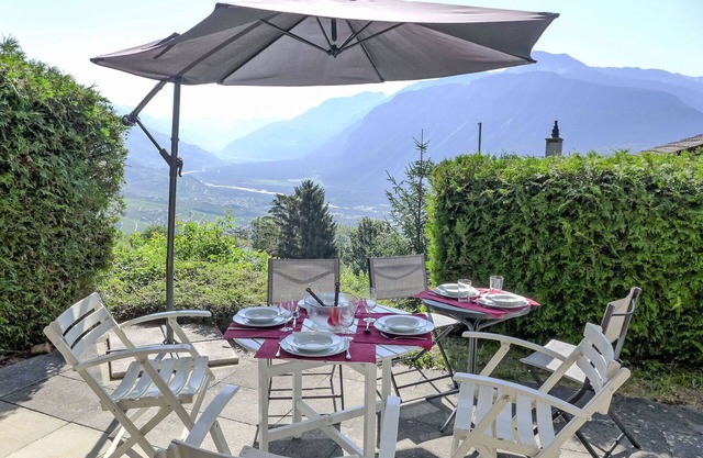 Stunning villa for 6 guests with WIFI, TV, terrace and pets allowed