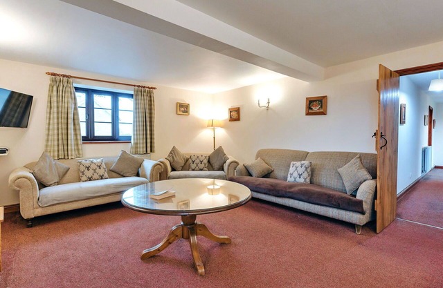 Stunning villa for 8 people with WIFI, pool and terrace
