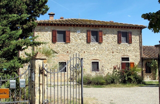 Stunning villa for 3 people with WIFI, TV, terrace, pets allowed and panoramic view