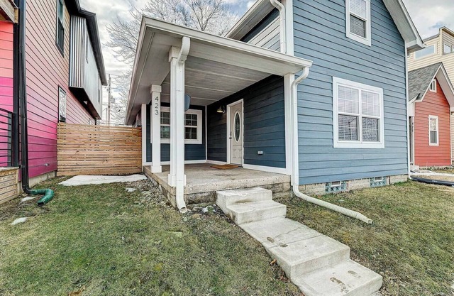 Stylish - 2BR - Bates-Hendricks