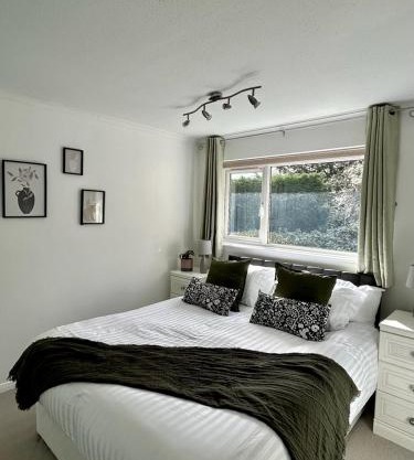 Stylish 3 Bed House Hitchin