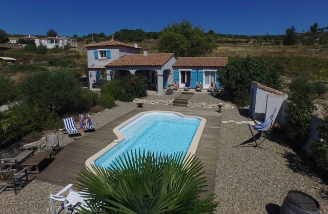 Stylish Family Villa in Félines