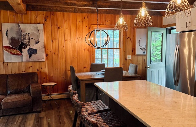 Stylish Lakeside Cabin on Moosehead Lake Renovated Interior Sleeps 8-10