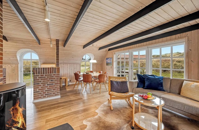 Stylish vacation home close to the North Sea - 1008