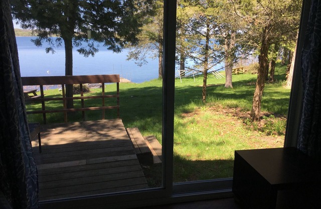 Sugar Shack- Rustic Waterfront 3 Bedroom Cottage