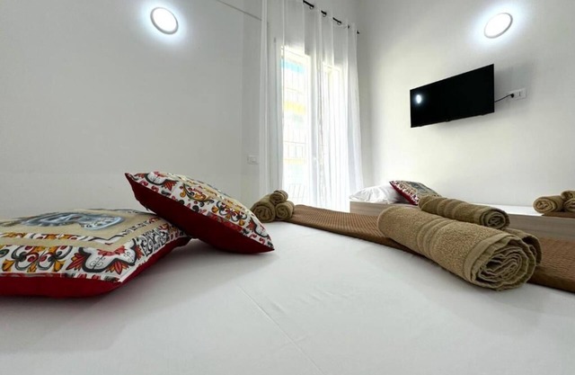 SUITE 201 CASA FERRANTE SRLS