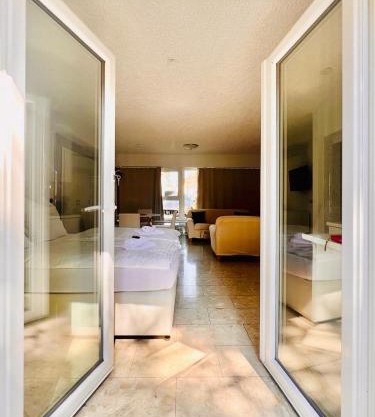 Suite 3