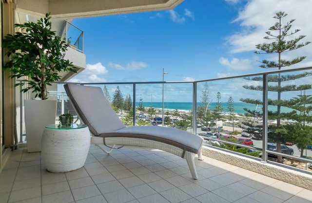 Suite 305 Sandcastles 3 Bedroom Deluxe Apartment