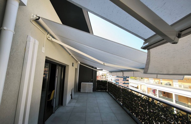 Summer rental | Beautiful new 4-room air-conditioned apartment with superb terrace