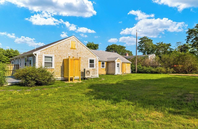 Summer Rental: Charming 1-Bedroom Unit in Chatham, MA Unit D
