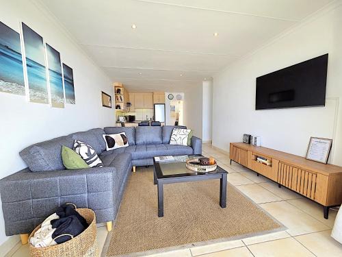 SummerSeas #47 - Top floor sea view apartment