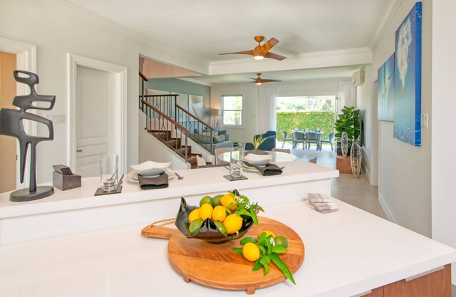 Sumptuous Luxury Unit w/pool, gym+more