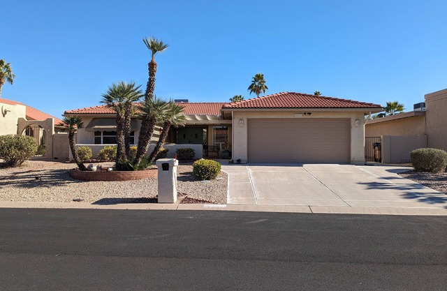 Sun Lakes Resort 2 bedroom, 2 bath house with Golf cart