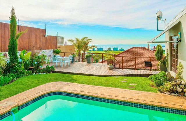 Sun & Sea in a Gorgeous, Green Hideout on the Atlantic Seaboard