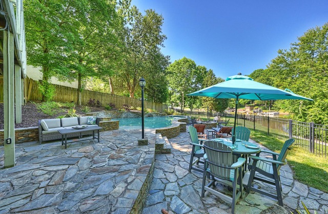 Sun Up, Sun Down by AvantStay | Pool w/Waterfall