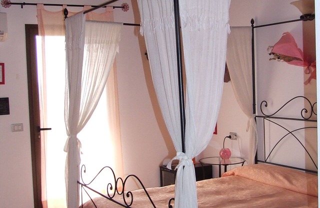 Sunny Apartment in Manerba: joy, fun, relaxation and culture