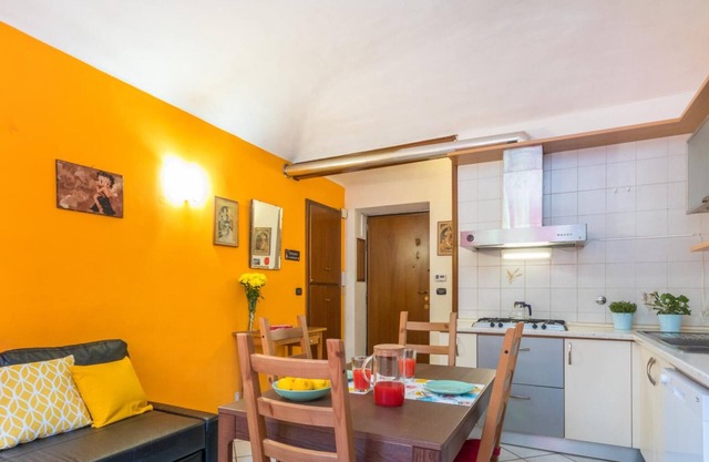 Sunny Apartment by Wonderful Italy