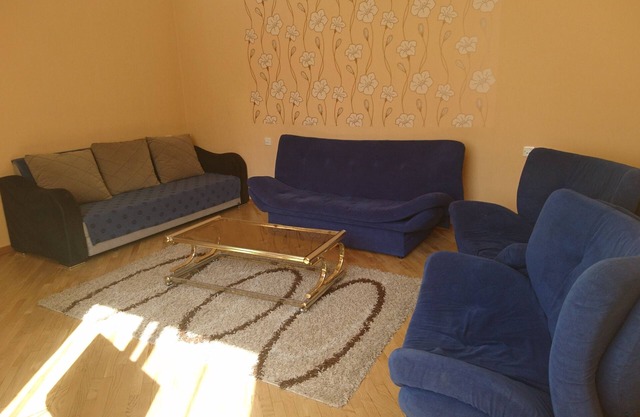 Sunny Apartment Near Park Mziuri