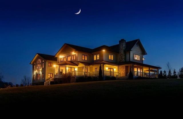 Sunnyside Farm - extraordinary home offers an unparalleled getaway experience!