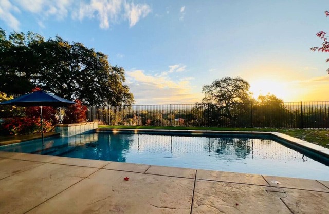 Sunrise View Vacation Home