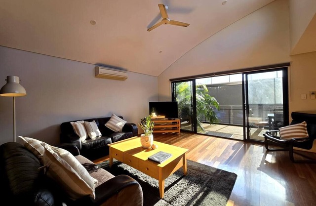 Sunset on Fearn, lovely 2 bedroom apartmentnnSharennSave
