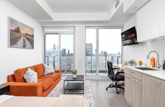 Sunset View Studio by Eaton Centre