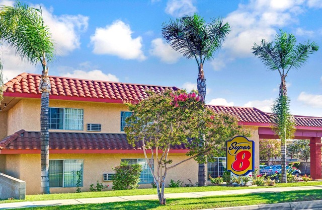 Super 8 by Wyndham Upland Ontario CA