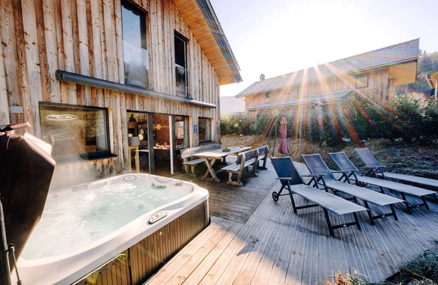 Superior Chalet # 29 with Sauna & Whirlpool