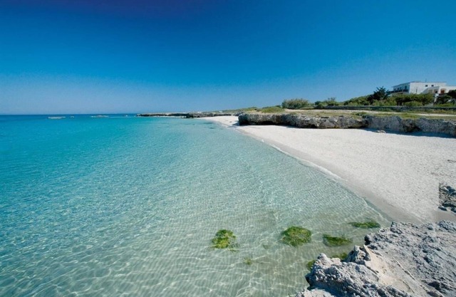 Super Comfortable Villa 30 meters from the beach
