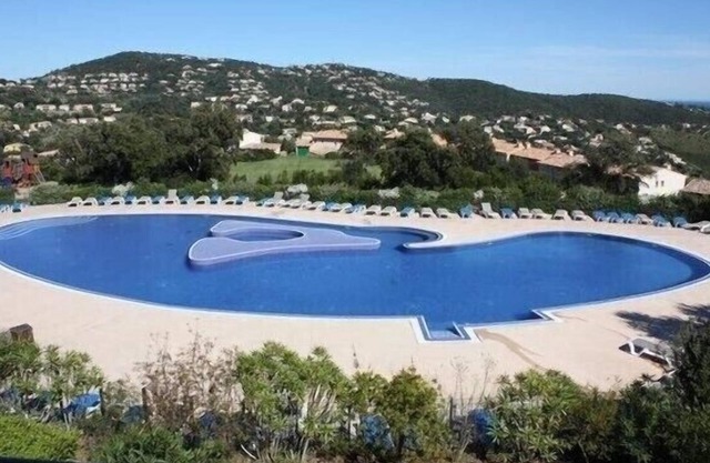 Super T2 in Issambres 5 beds loggia & Private garden with sea view swimming pool tennis