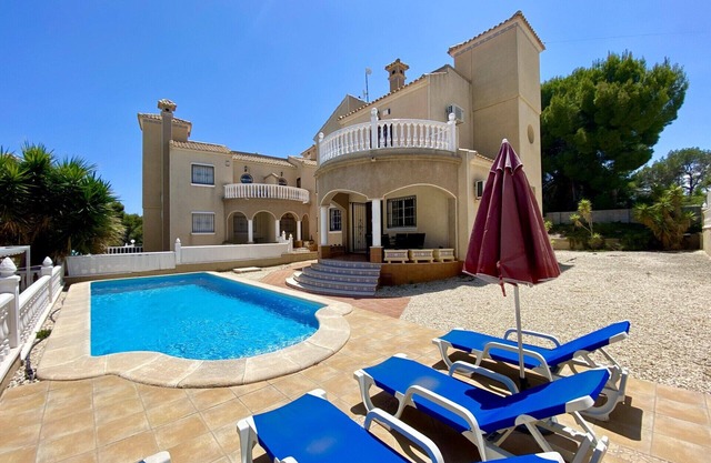Superb 3 Bedroom 2 Bathroom Detached Villa With Private Swimming Pool