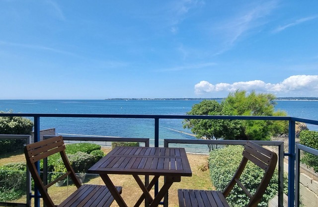 Superb Beach Front Apartment in Concarneau