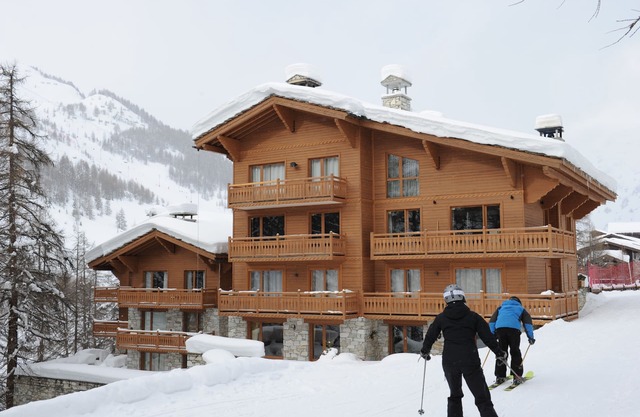 Superb duplex in luxury apartment at foot of slopes