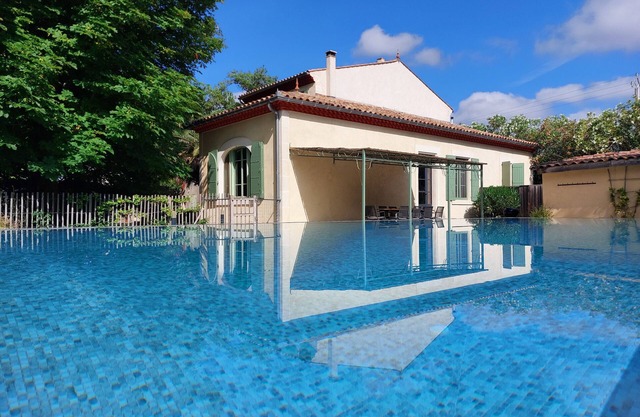 Superb Maison de Maître * in Provence with infinity poolXXL and bicycles