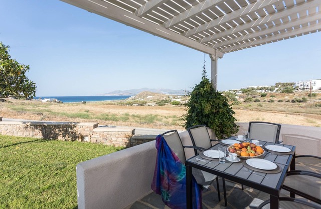 SUPERIOR DELUXE SEA VIEW VILLA | ILIADA VILLAS