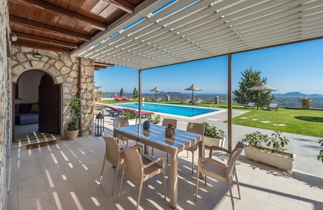 Superior Zakynthos Two Bedroom Apartment | Beautiful Sea & Mountain Views