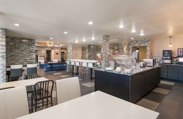 SureStay Plus Hotel by Best Western Coralville Iowa City