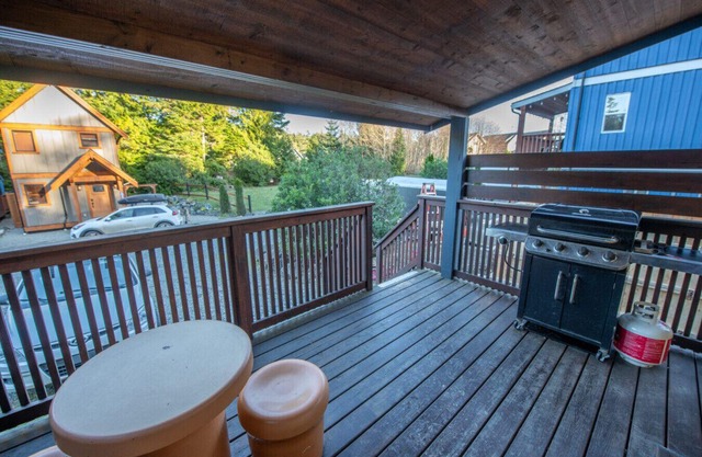 Surf Haven - Cabin in Ucluelet