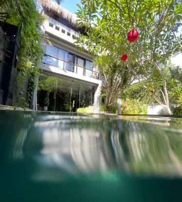 SURFLAB VILLA
