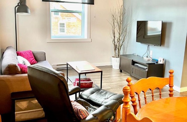 Sutton - Condo Au Coeur du Village